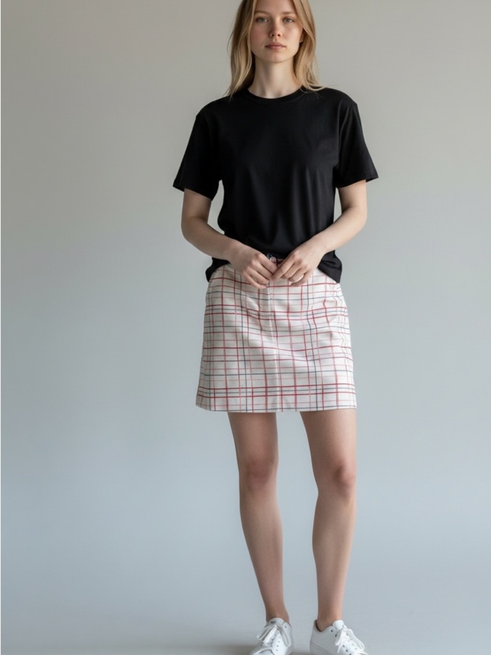 IZOD Performance Plaid Skort White Red Black Size 8